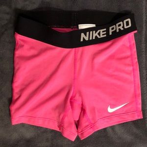 girls small pink nike pros